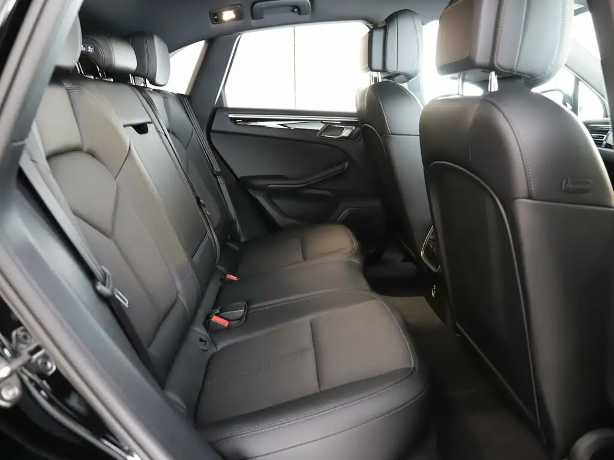 2023-porsche-macan-29-v6-s-big-22