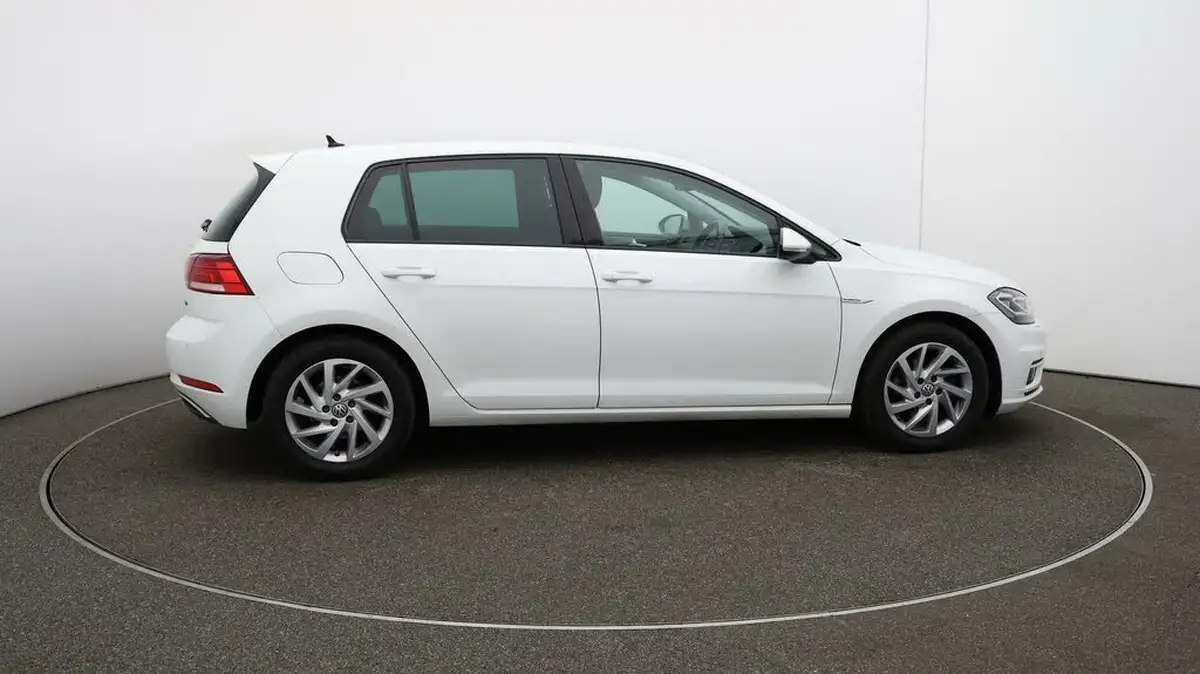 2020-volkswagen-golf-15-tsi-match-edition-130ps-hatchback-big-8