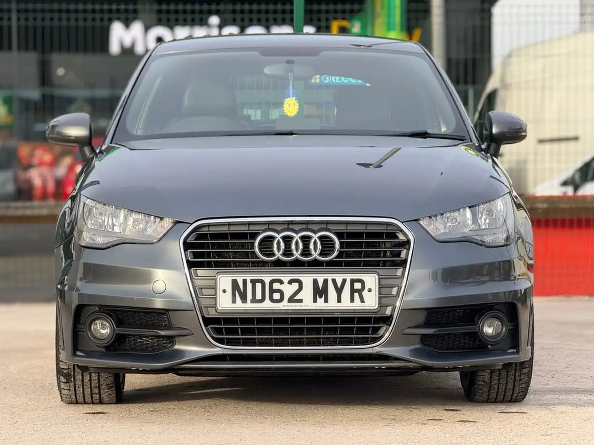 2013-audi-a1-16td-s-line-hatchback-3d-big-1