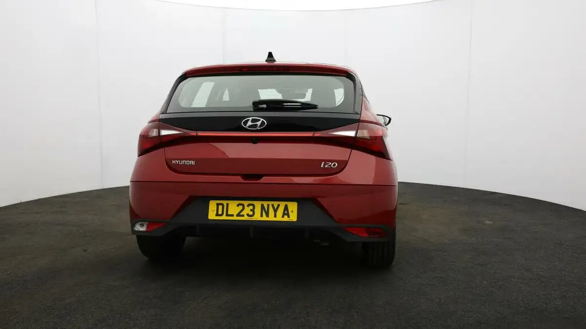 2023-hyundai-i20-10-t-gdi-se-connect-eclutch-imt-big-5