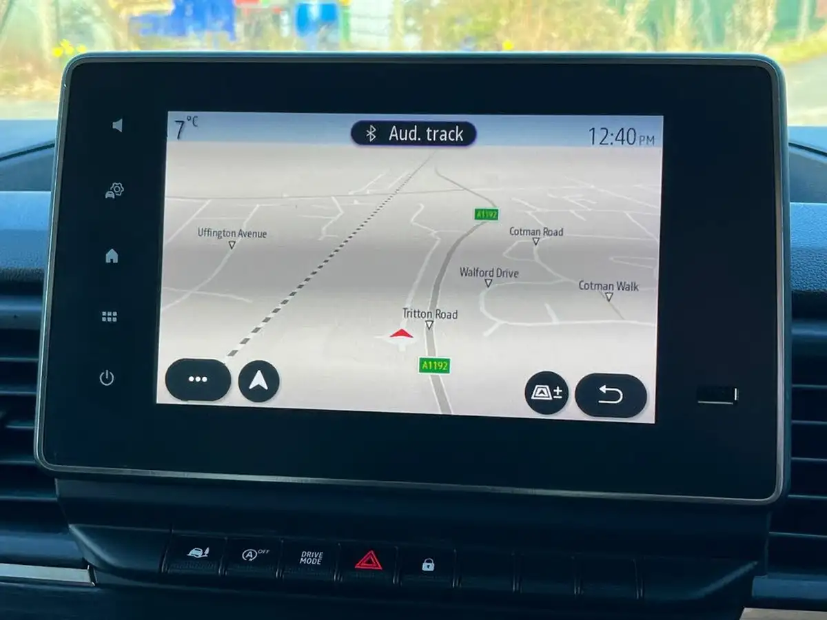 2022-renault-trafic-20dci-ll30-170-sport-panel-edc-auto-big-16