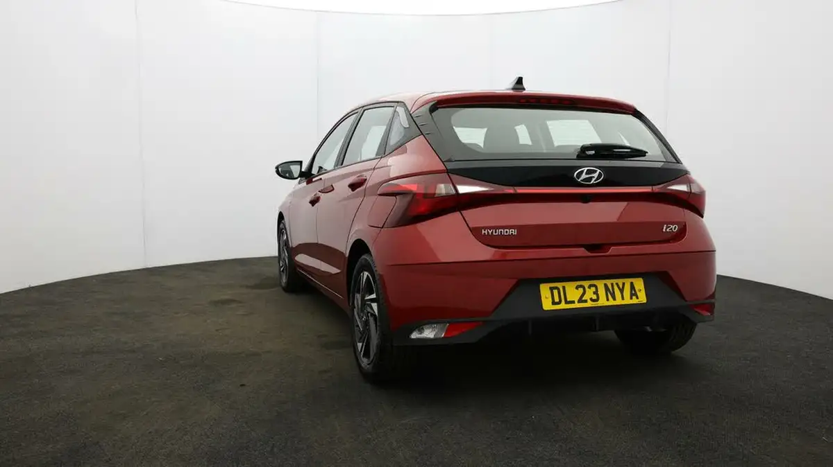 2023-hyundai-i20-10-t-gdi-se-connect-eclutch-imt-big-23