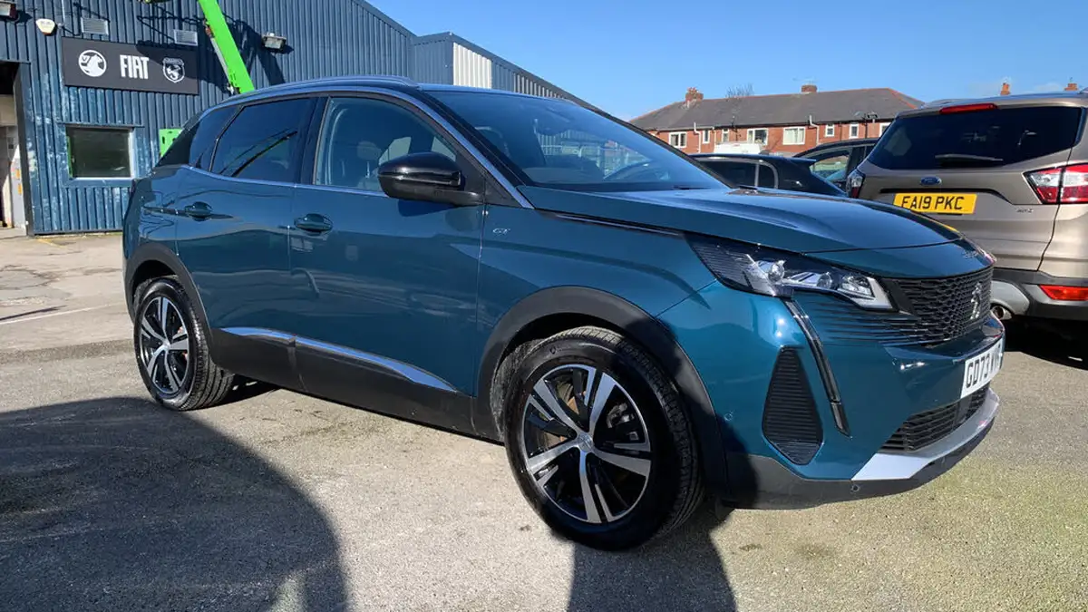 2024-peugeot-3008-suv-12-puretech-gt-136ps-hybrid-e-dsc6-big-47