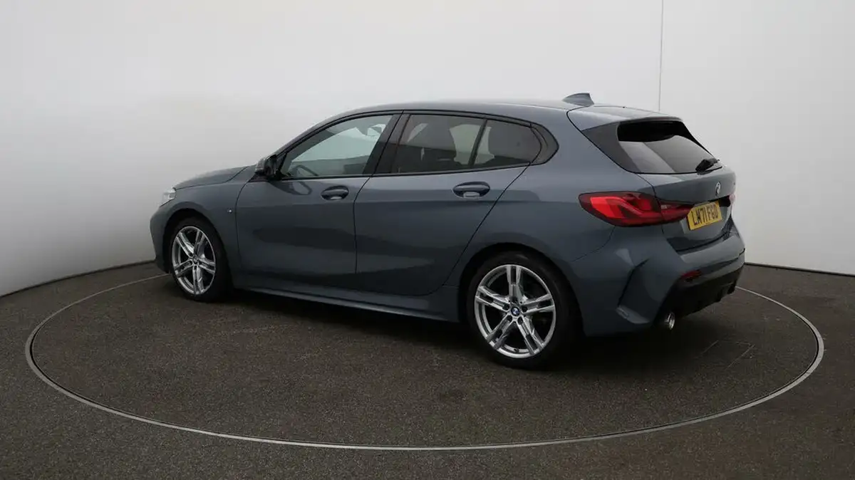 2021-bmw-1-series-15-118i-m-sport-lcp-dct-big-28