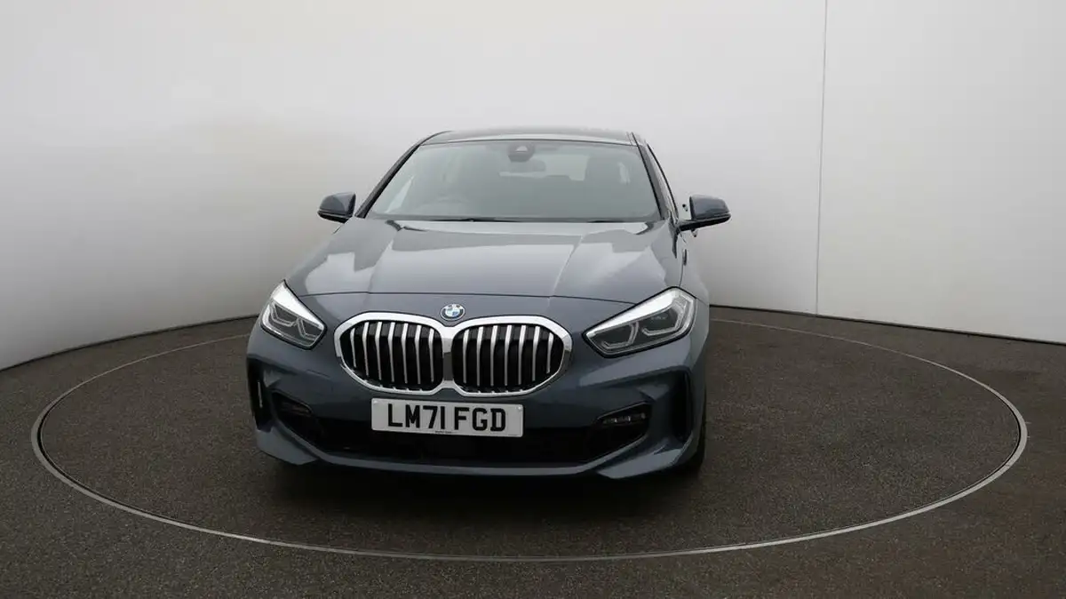 2021-bmw-1-series-15-118i-m-sport-lcp-dct-big-32