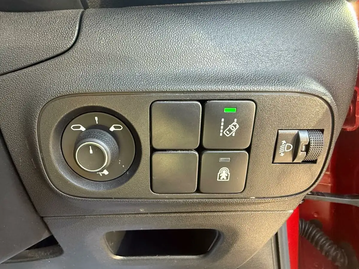 2019-citroen-c3-12-puretech-feel-82ps-big-39