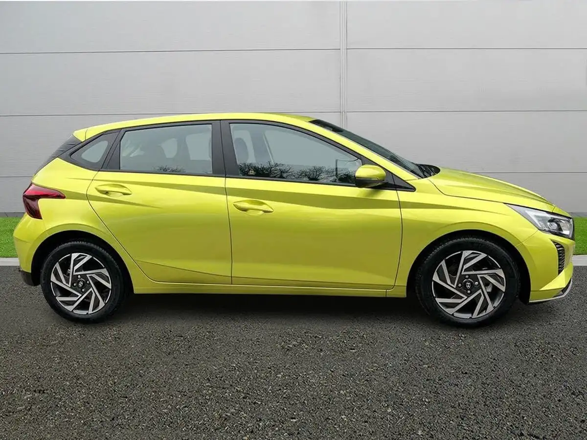 2025-hyundai-i20-10-t-gdi-advance-big-7