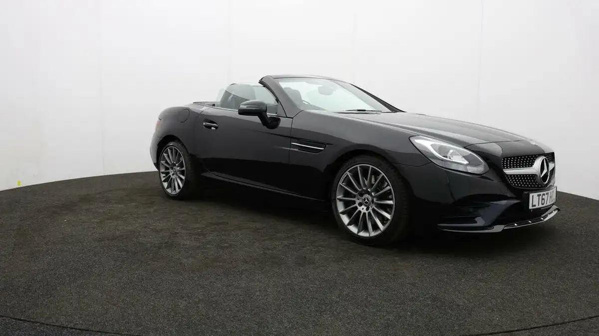2017-mercedes-benz-slc-16-slc180-amg-line-9g-tronic-big-40