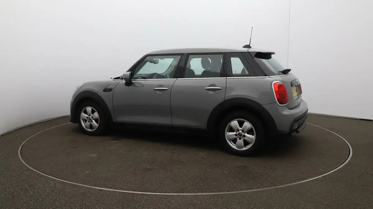 2022-mini-cooper-15-cooper-classic-hatchback-5d-big-37