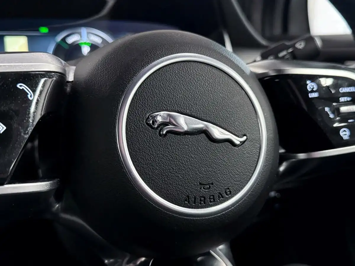 2024-jaguar-i-pace-ev400-r-dynamic-hse-black-big-34