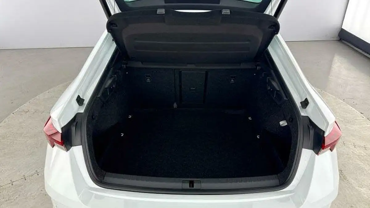 2021-skoda-octavia-20-tsi-vrs-hatchback-dsg-big-30