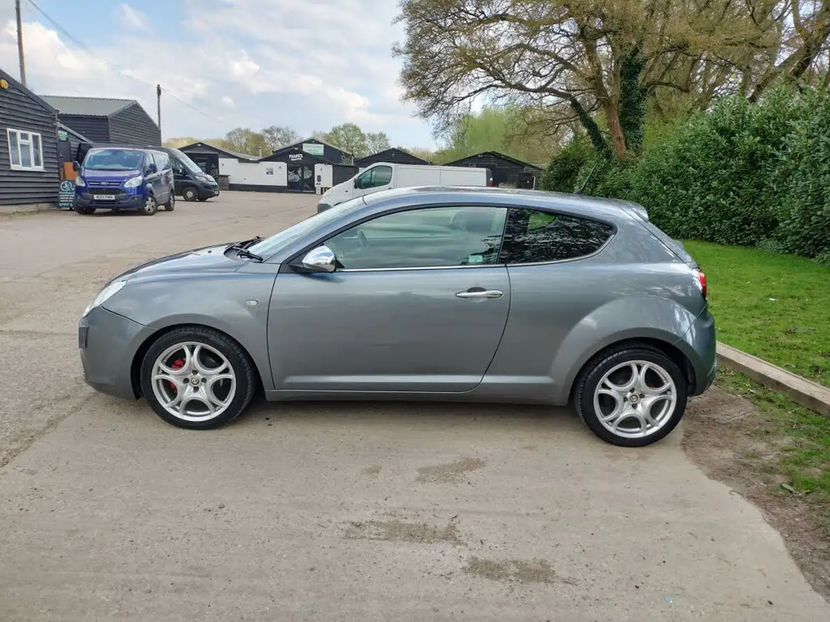 2012-alfa-romeo-mito-16td-veloce-big-13