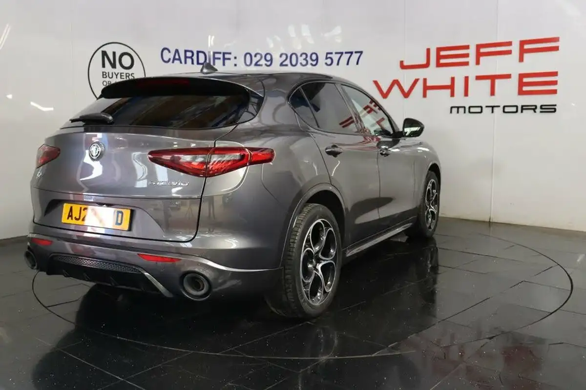 2022-alfa-romeo-stelvio-20-veloce-big-4