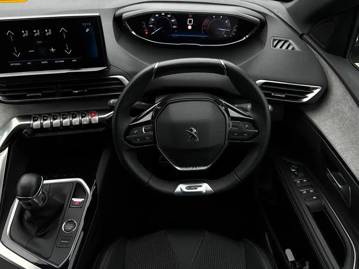2022-peugeot-5008-suv-15-bluehdi-gt-eat8-big-14