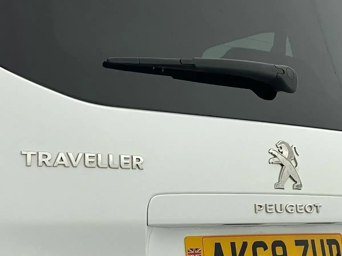 2020-peugeot-traveller-20-bluehdi-active-180ps-standardss-eat8-big-22