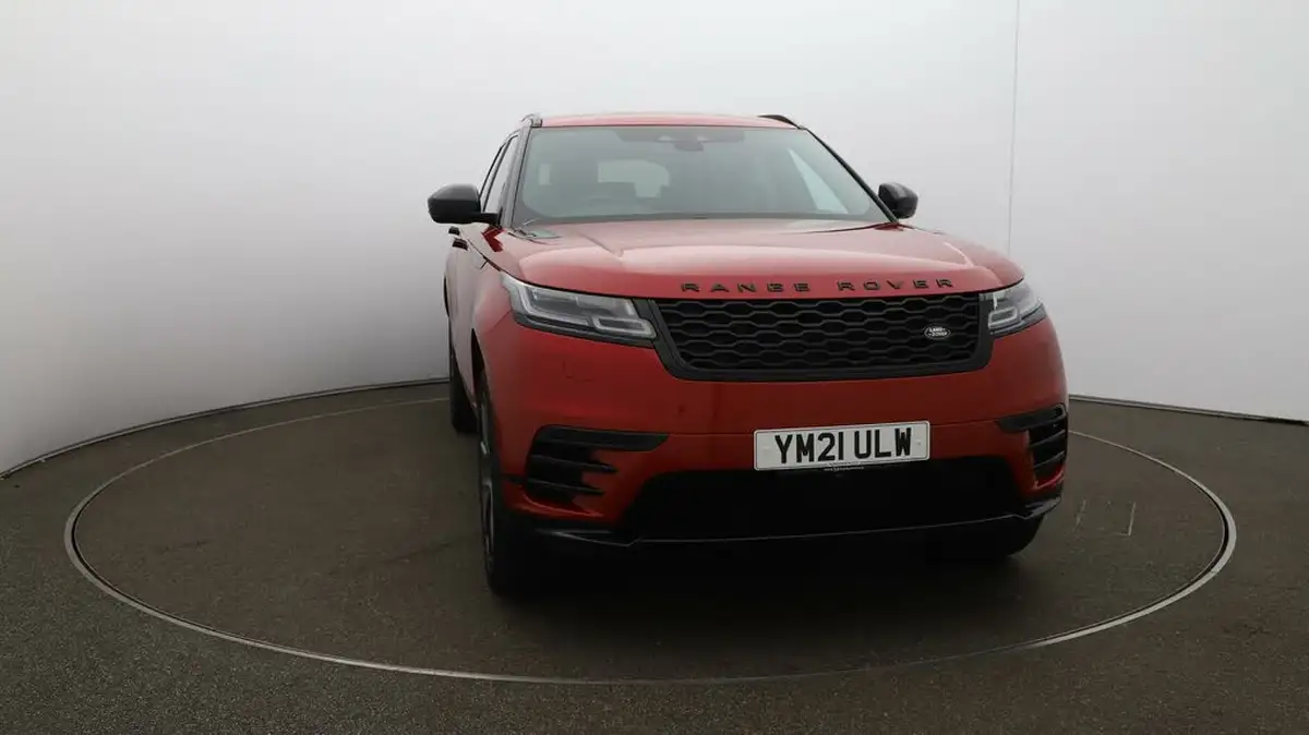 2021-land-rover-range-rover-velar-20-d200-r-dynamic-hse-big-33