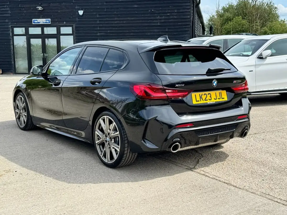 2023-bmw-1-series-20-m135i-xdrive-pro-pack-big-8