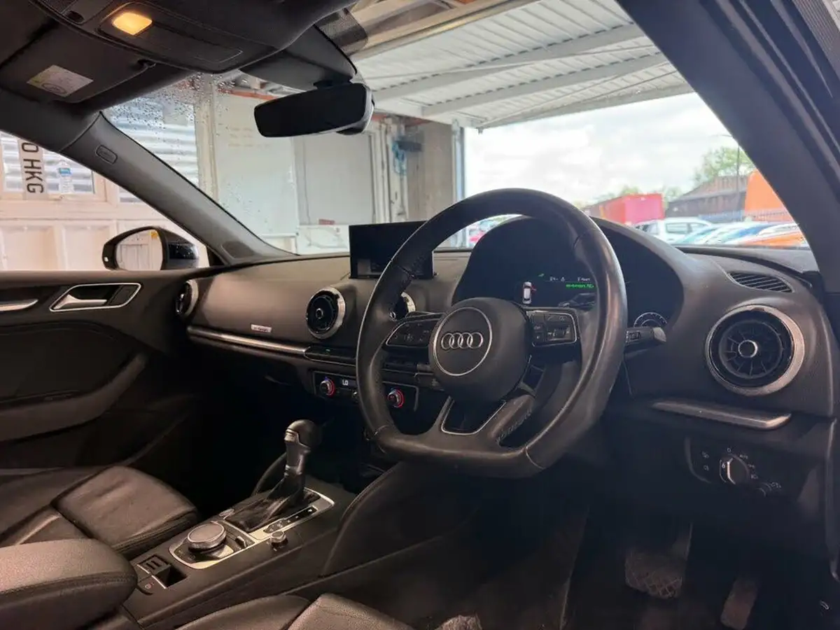 2020-audi-a3-14-40-e-tron-big-1
