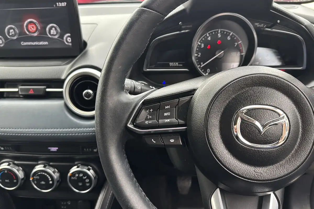 2022-mazda-mazda2-15-e-skyactiv-g-gt-sport-big-14