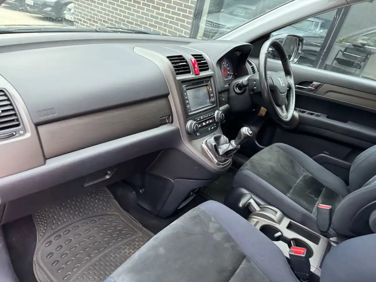 2012-honda-cr-v-22td-set-big-17