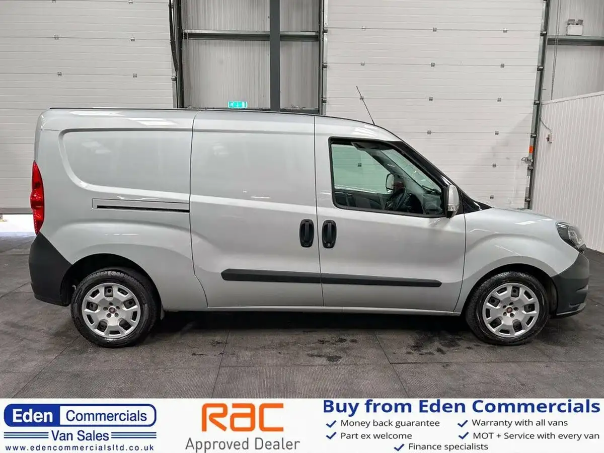 2021-fiat-doblo-cargo-16td-l2h1-maxi-tecnico-120bhpeu6dt-panel-van-big-4