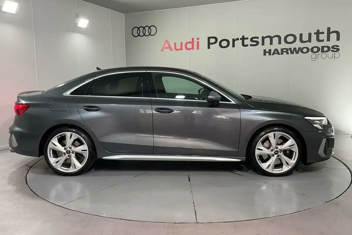 2022-audi-s3-20-tfsi-saloon-4d-big-1