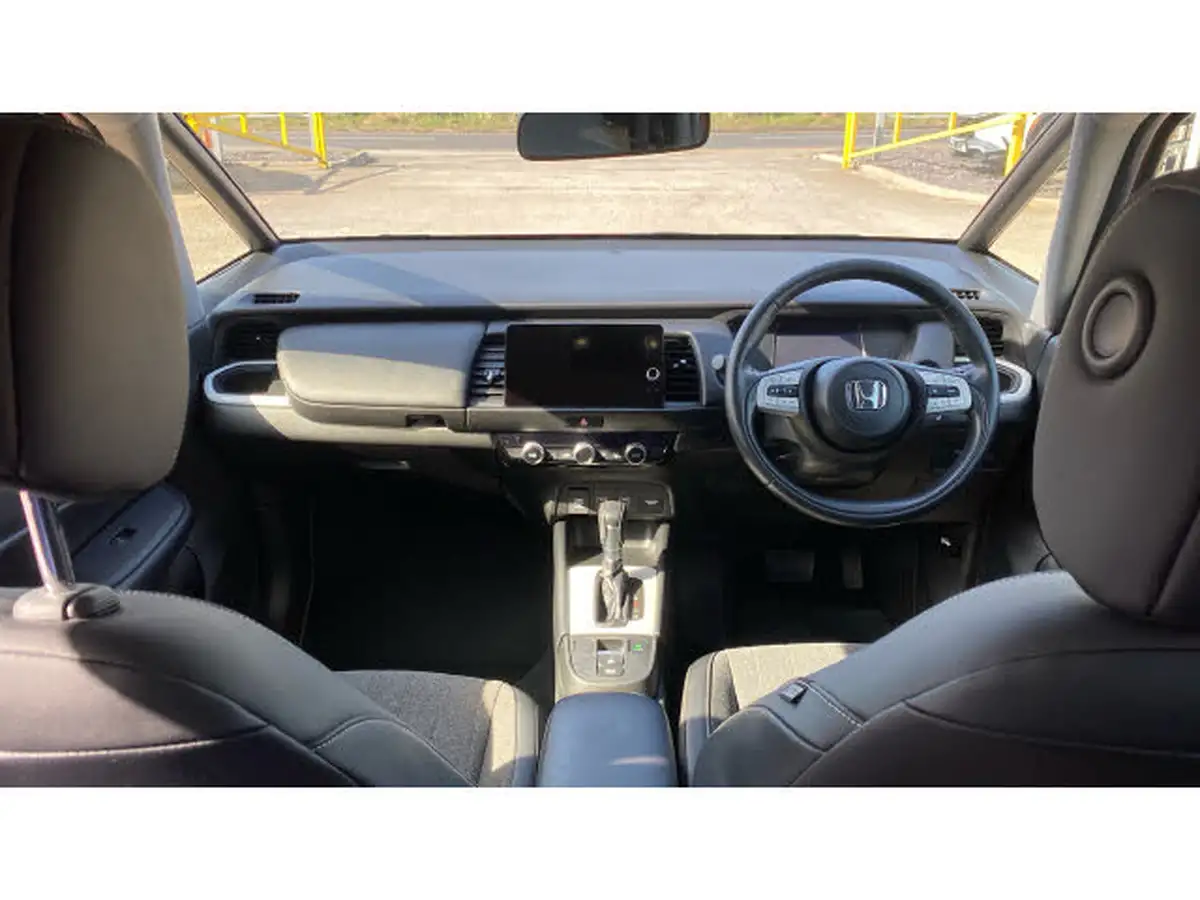 2022-honda-jazz-15-i-mmd-ex-107ps-big-3