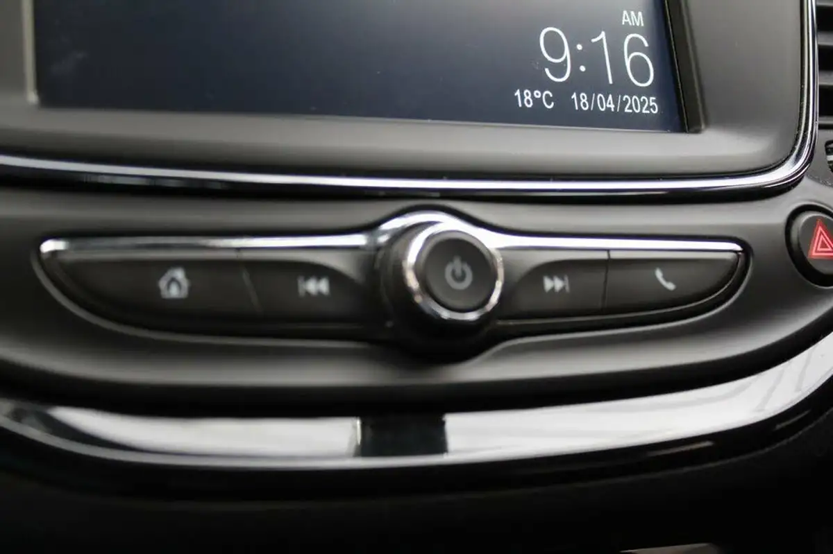2019-vauxhall-astra-14i-16v-turbo-sri-vx-line-nav-ss-big-28