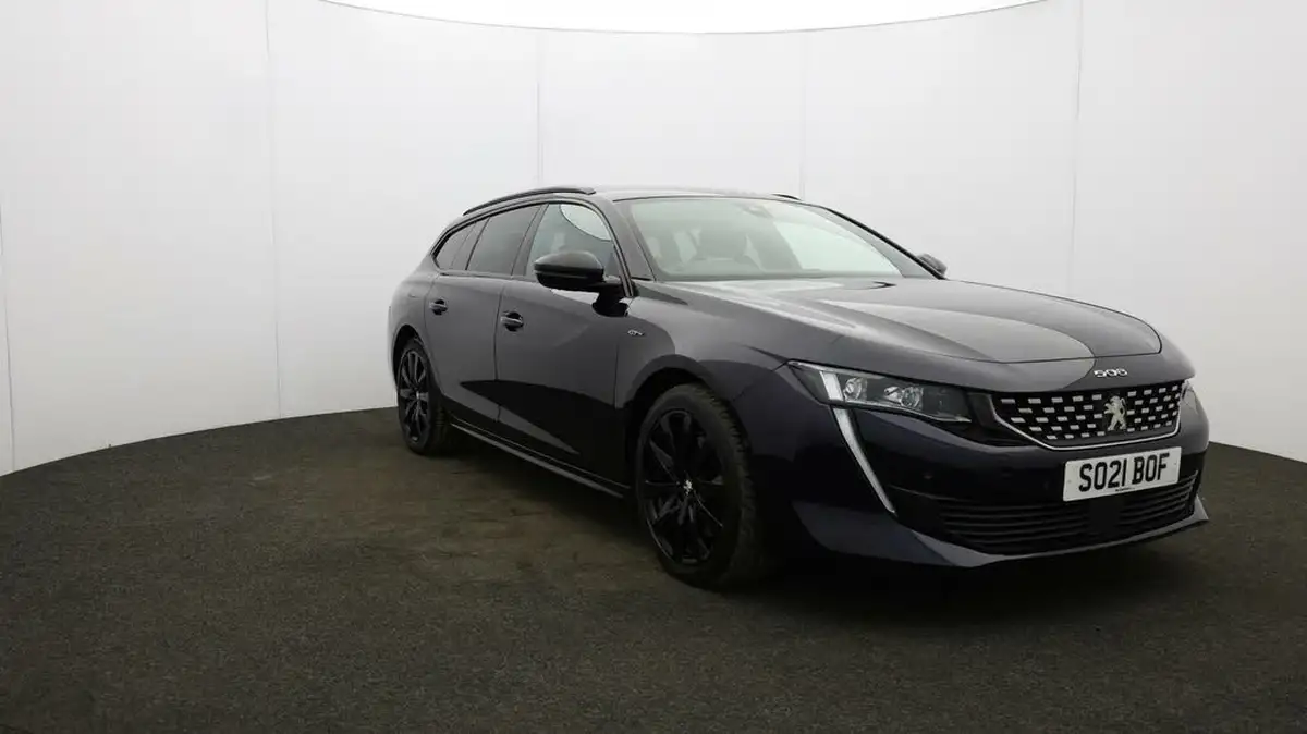 2021-peugeot-508-sw-20-bluehdi-gt-big-39