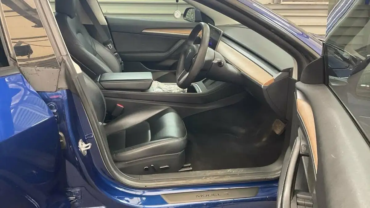 2022-tesla-model-3-e-long-range-big-2