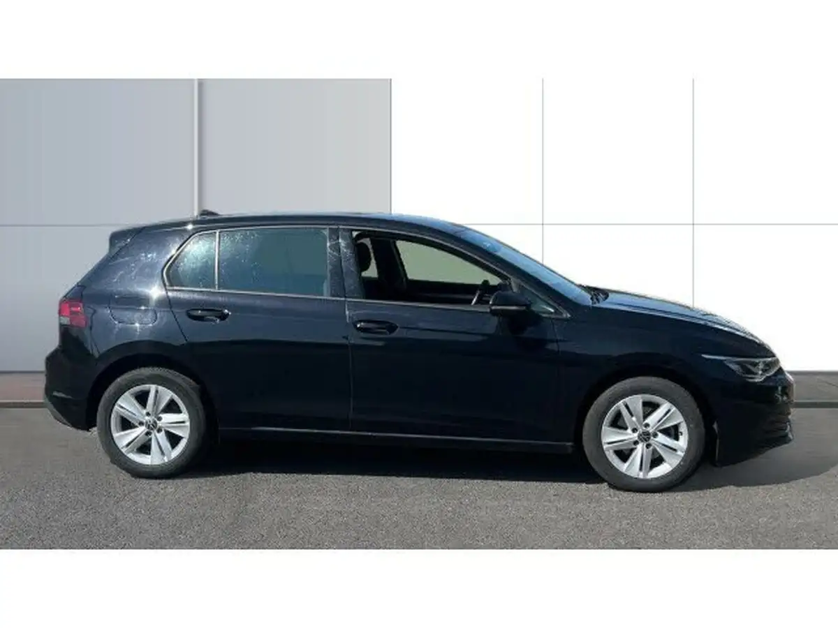 2022-volkswagen-golf-15-tsi-life-130ps-hatchback-big-4