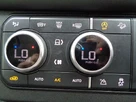 2021-land-rover-110-defender-30-d300-hard-top-hse-110-small-32