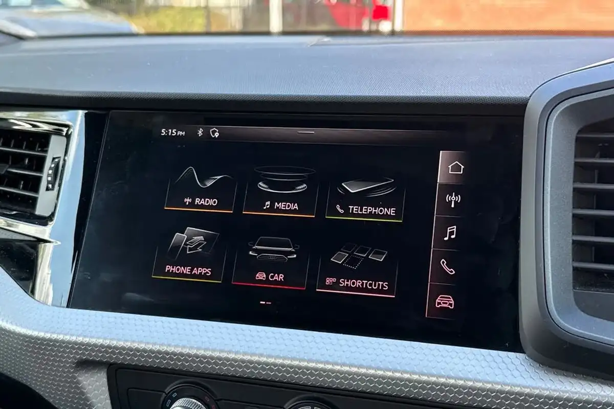 2019-audi-a1-10-30-tfsi-s-line-big-16