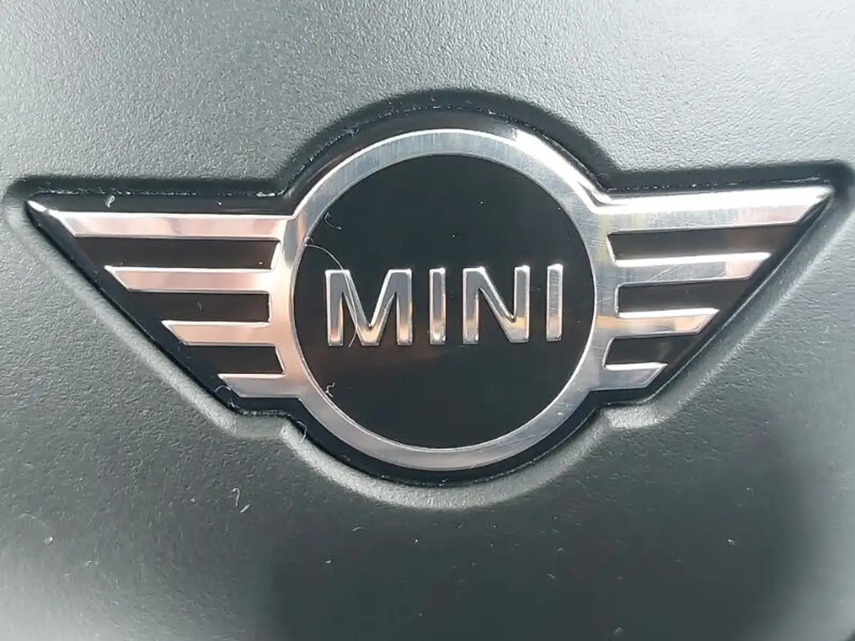 2023-mini-cooper-15-cooper-classic-premium-auto-hatchback-3d-auto-big-18