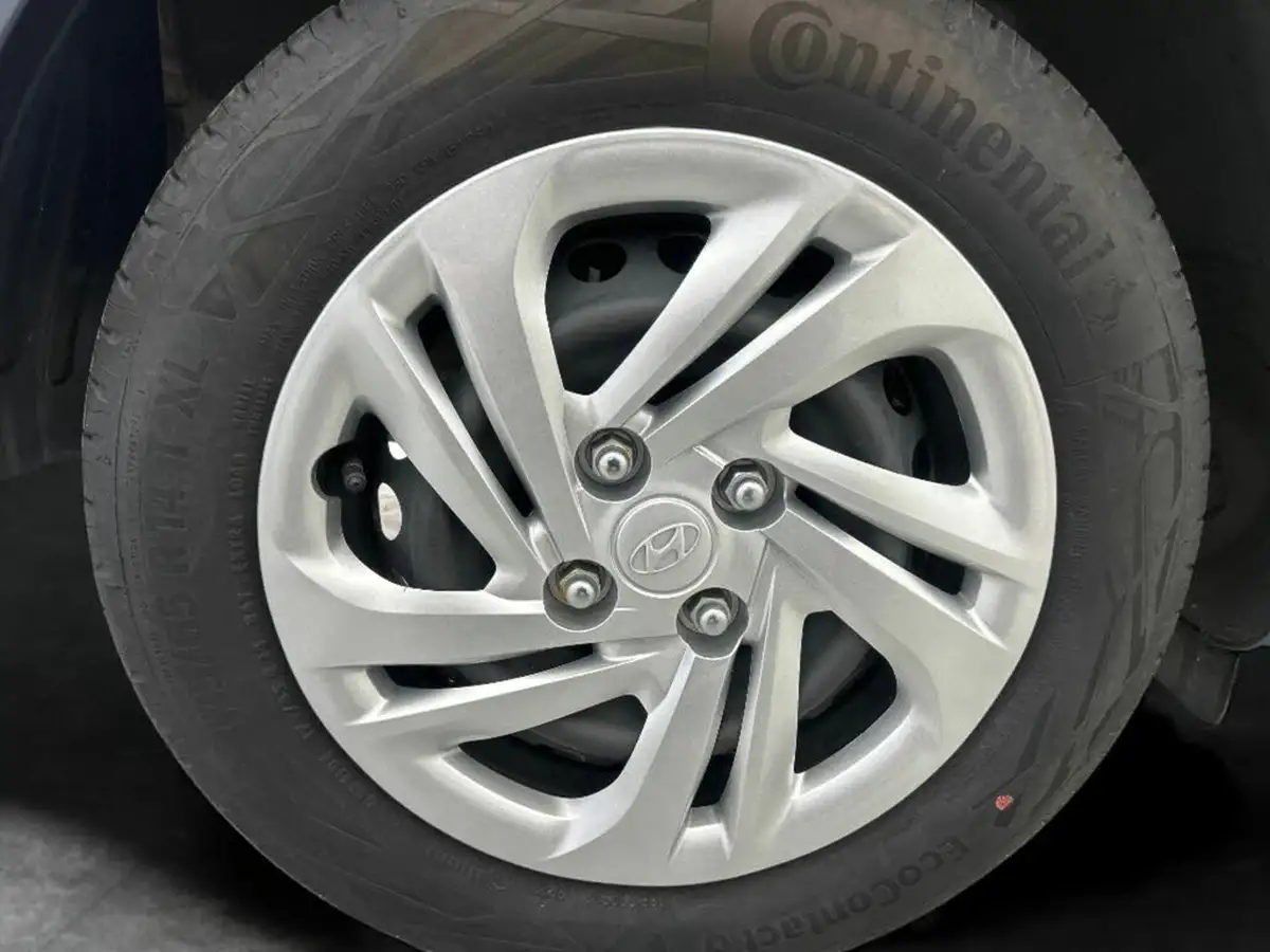 2023-hyundai-i10-10-se-big-10