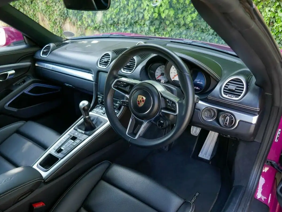 2023-porsche-boxster-718-20-boxster-style-edition-big-6