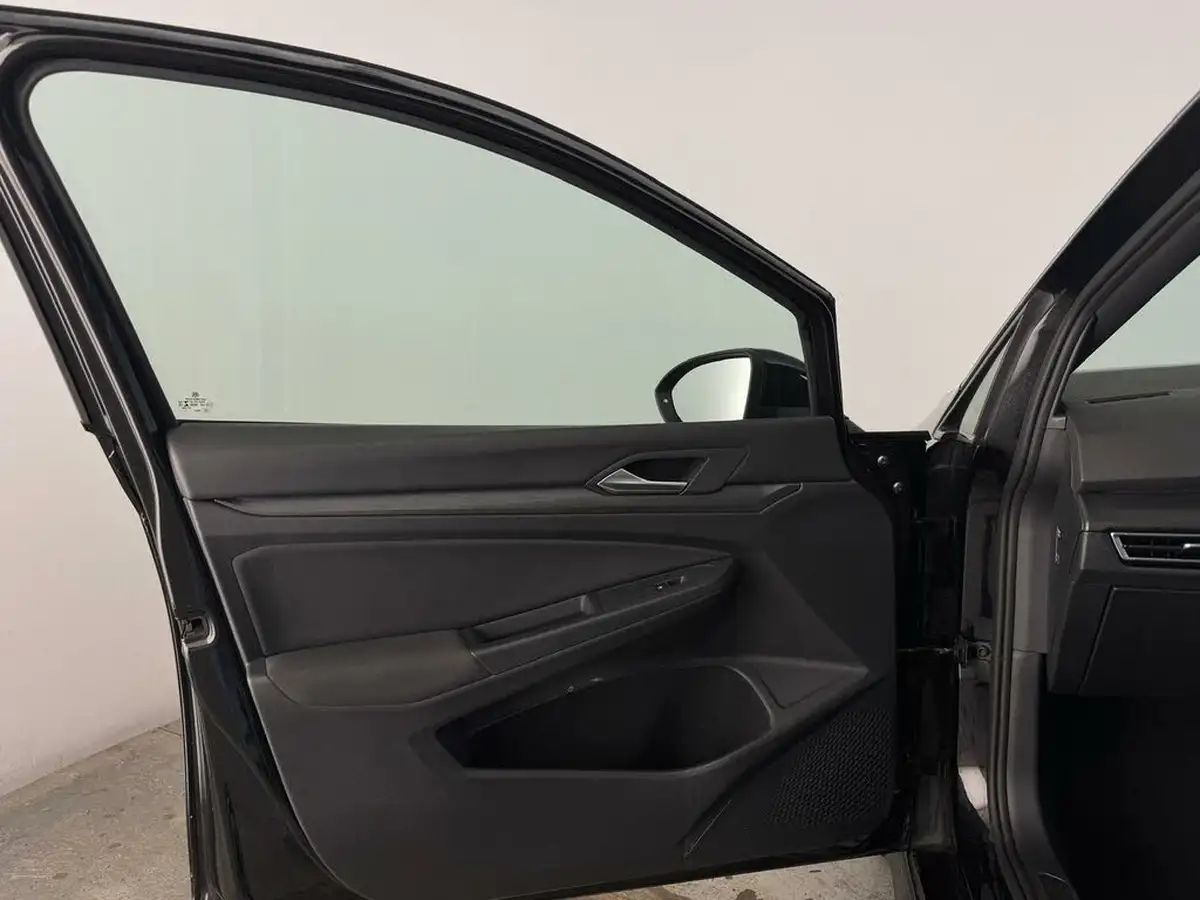 2021-volkswagen-golf-14-tsi-gte-big-8