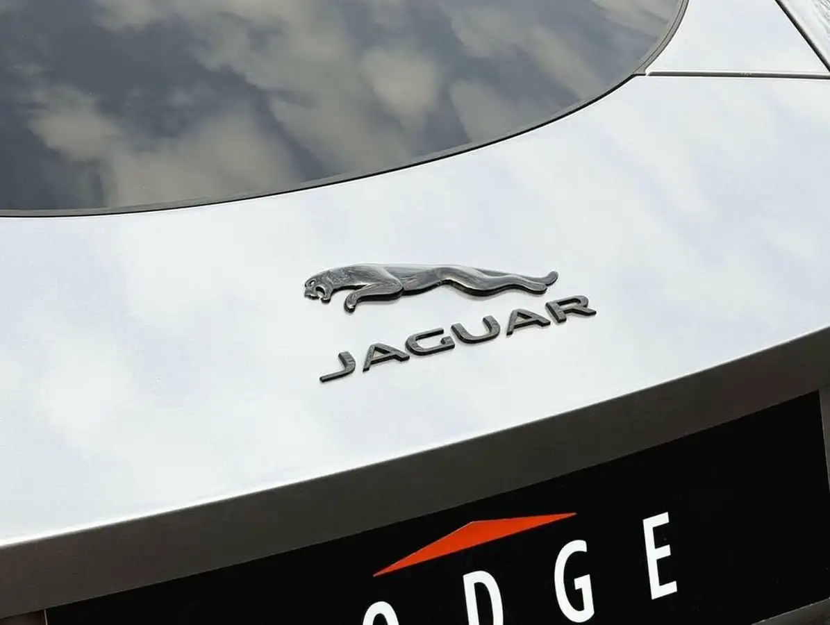 2022-jaguar-f-type-50-v8-p450-r-dynamic-awd-coupe-big-15