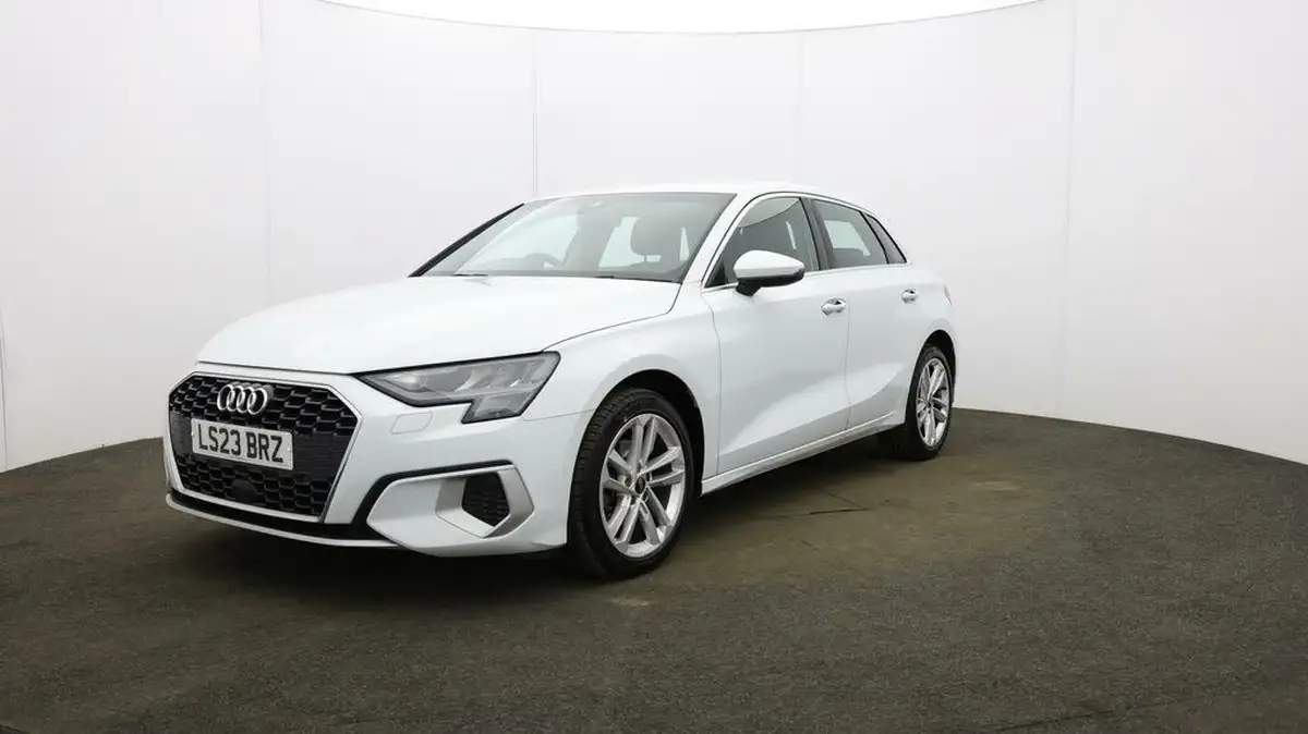 2023-audi-a3-15-35-tfsi-sportback-5d-s-tronic-big-30