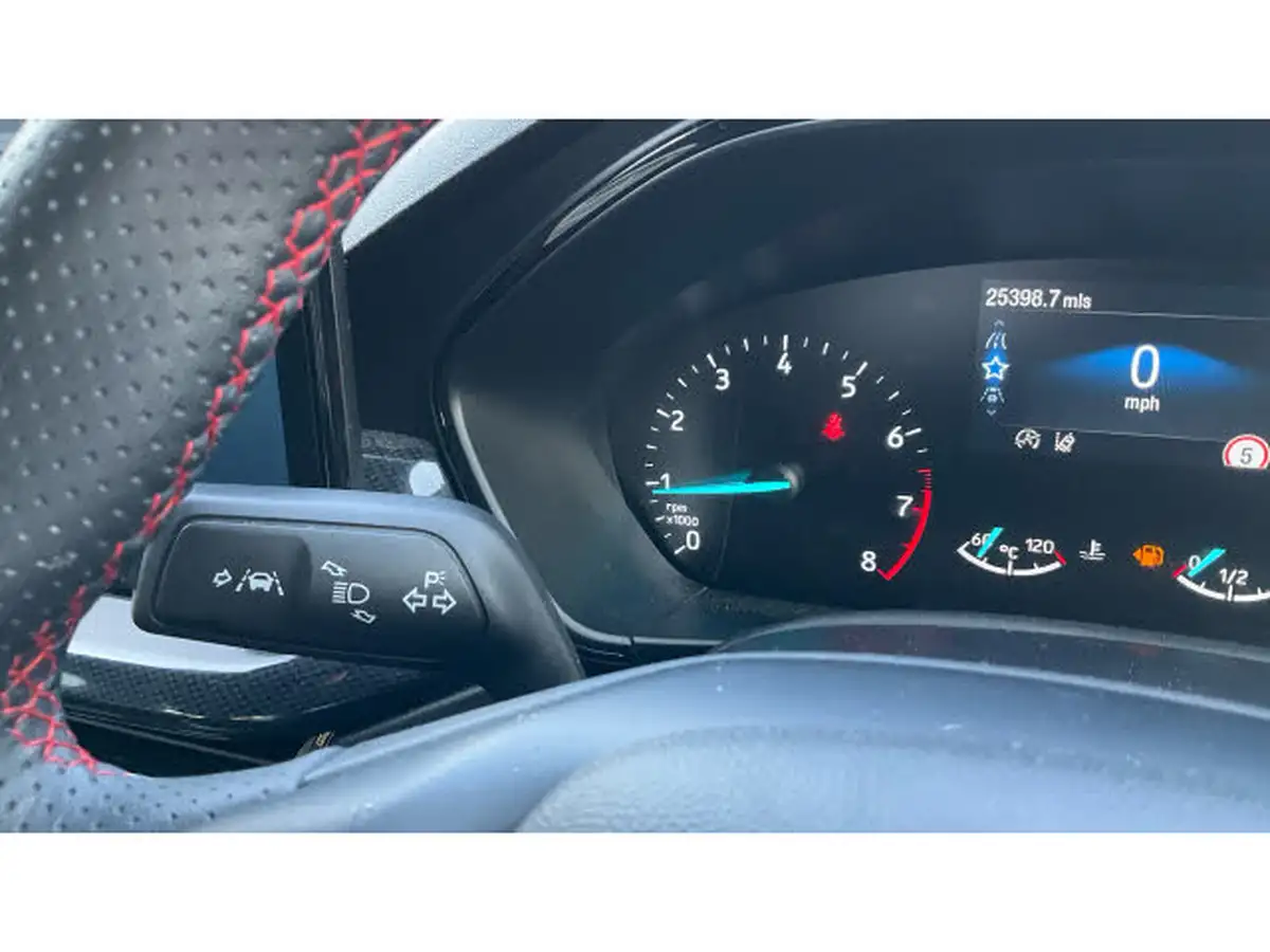 2022-ford-focus-10t-st-line-125ps-hatchback-big-20