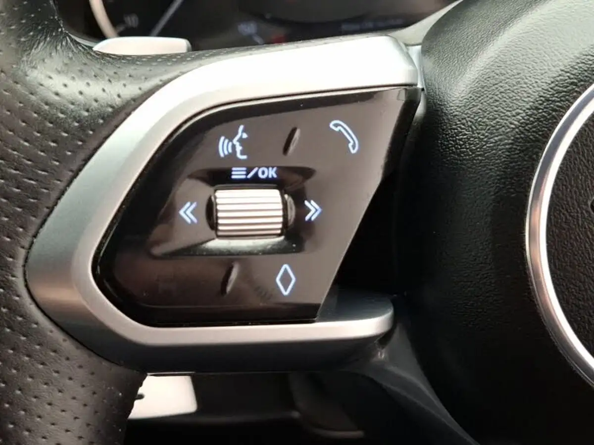 2021-jaguar-f-pace-20-d200-r-dynamic-s-mhev-big-15