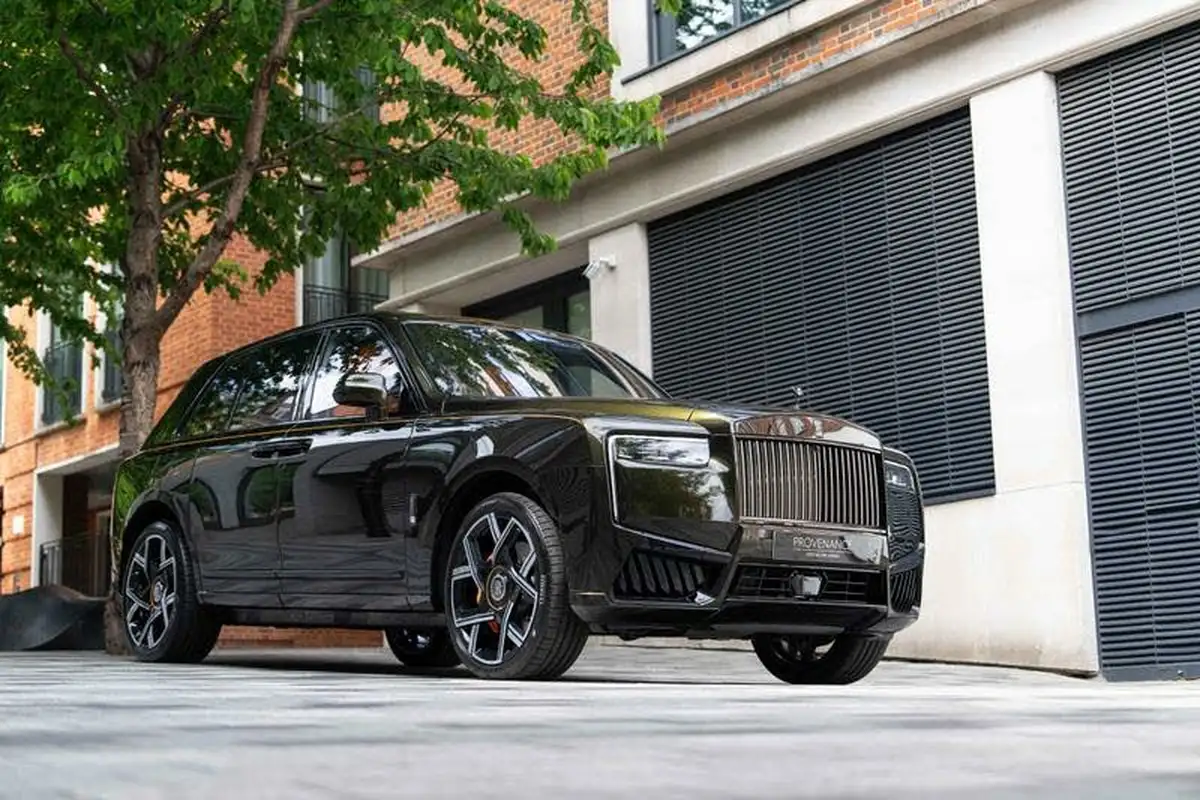 2024-rolls-royce-cullinan-675-black-badge-big-15