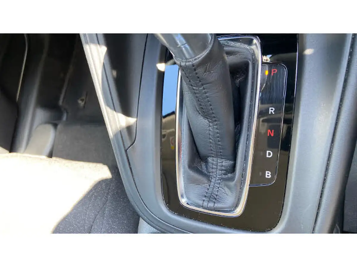 2022-honda-hr-v-15-i-mmd-elegance-big-35
