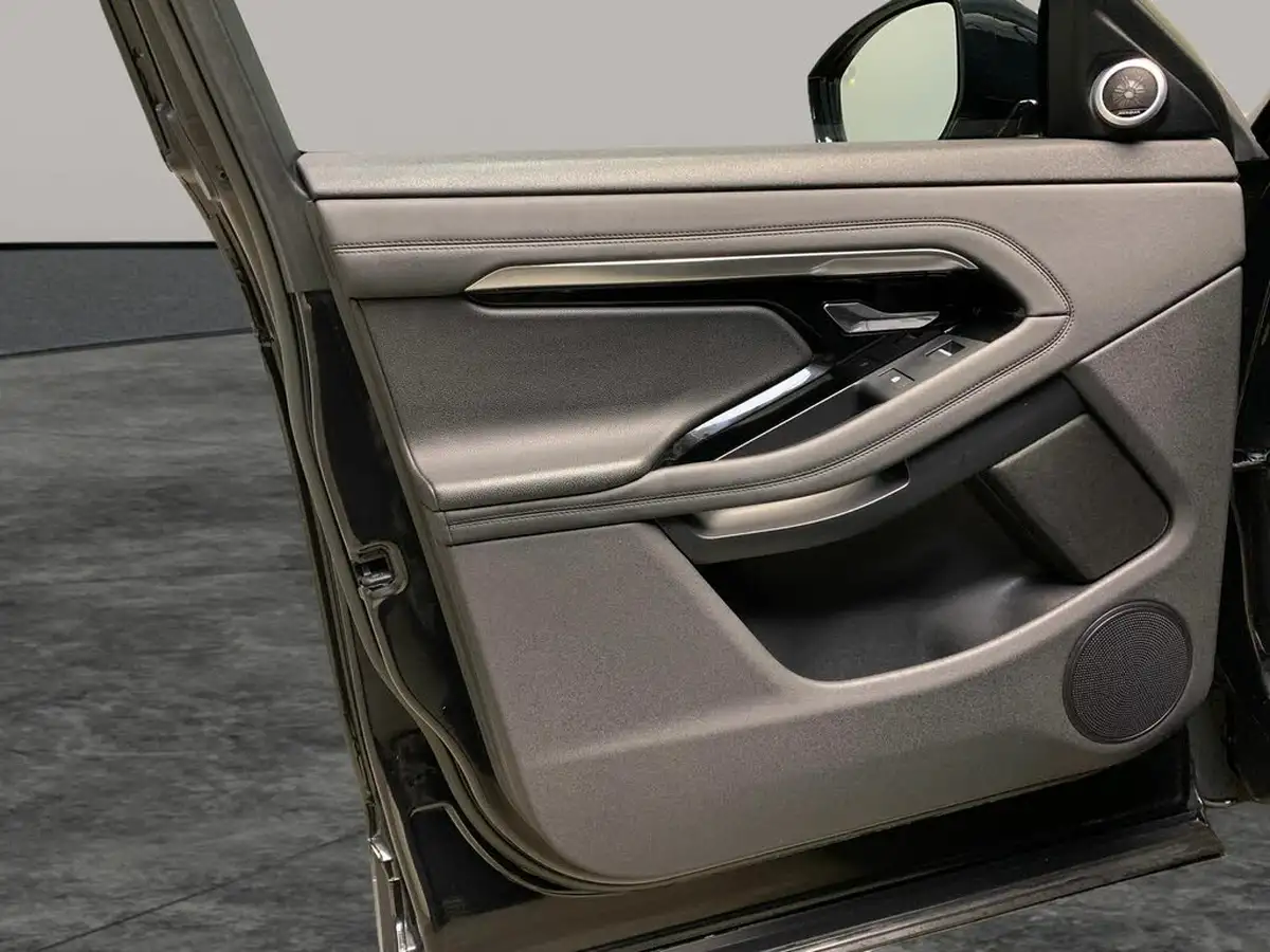 2022-land-rover-range-rover-evoque-20-p250-r-dynamic-se-big-26