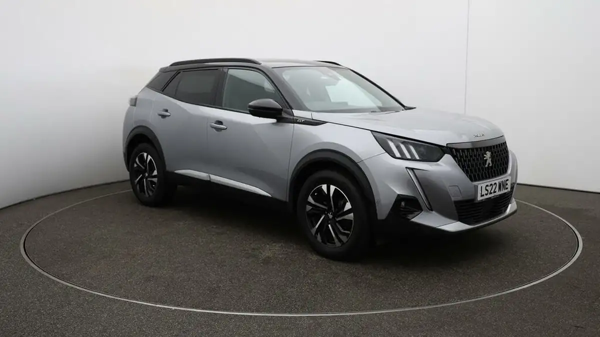 2022-peugeot-2008-suv-12-puretech-gt-big-36