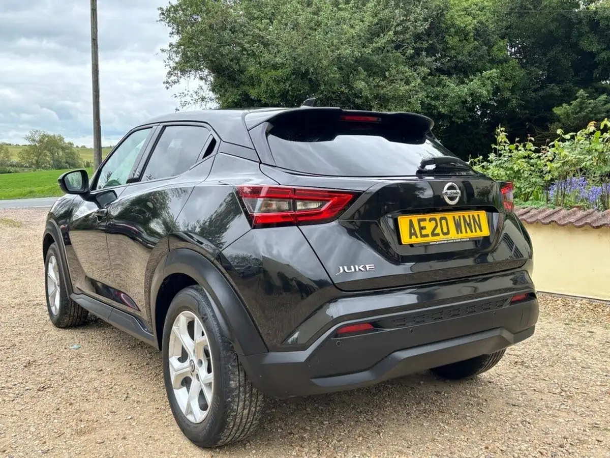 2020-nissan-juke-10-dig-t-n-connecta-117ps-dct-big-4