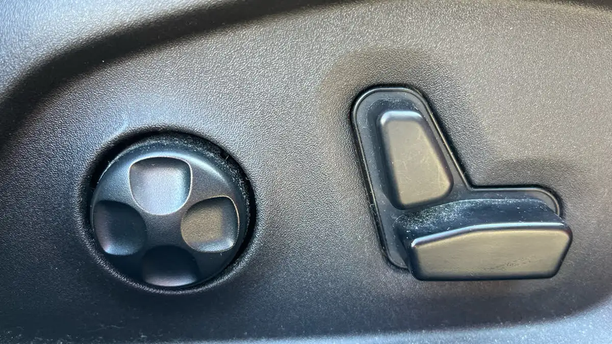 2019-jeep-compass-16-multijet-ii-limited-big-24