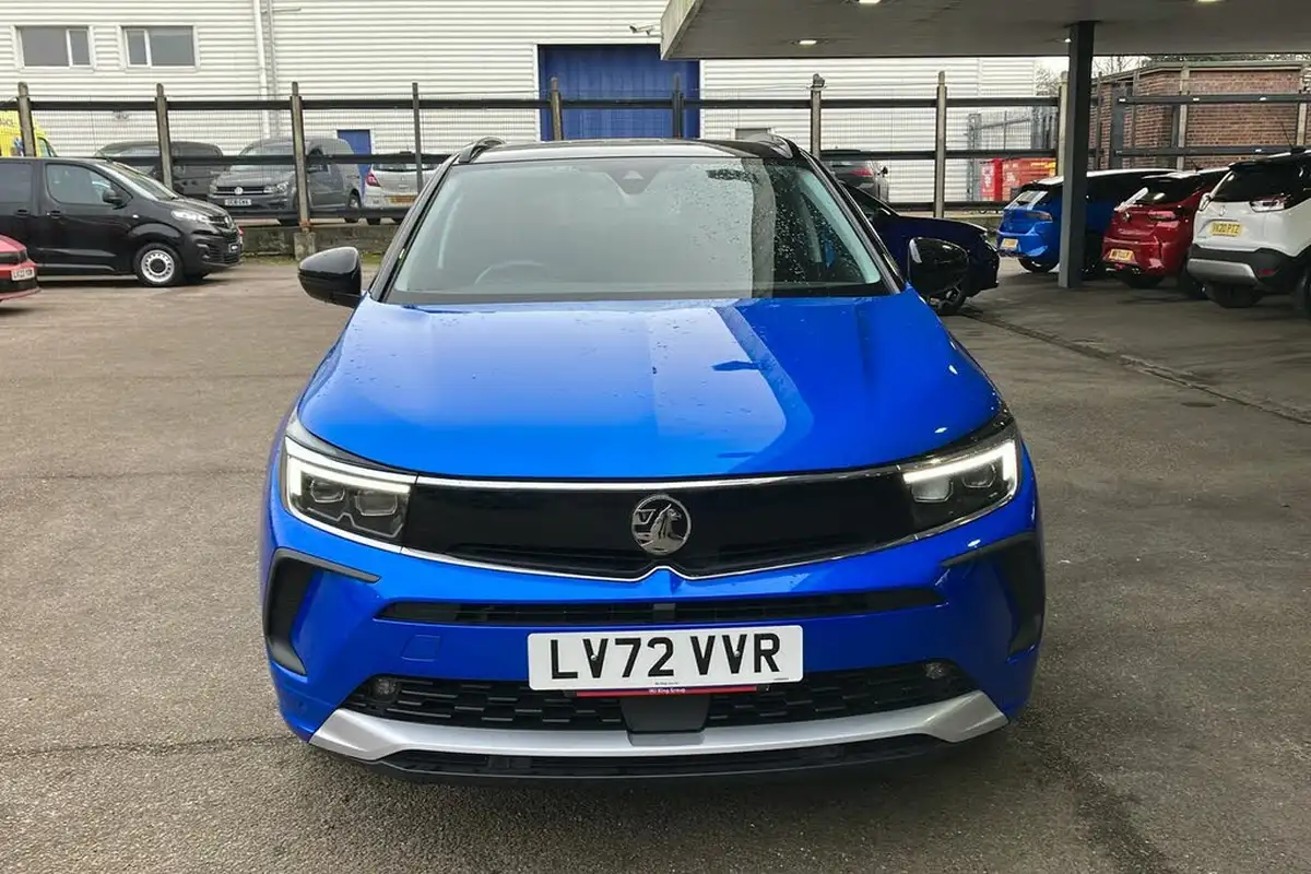 2022-vauxhall-grandland-16-elite-big-7