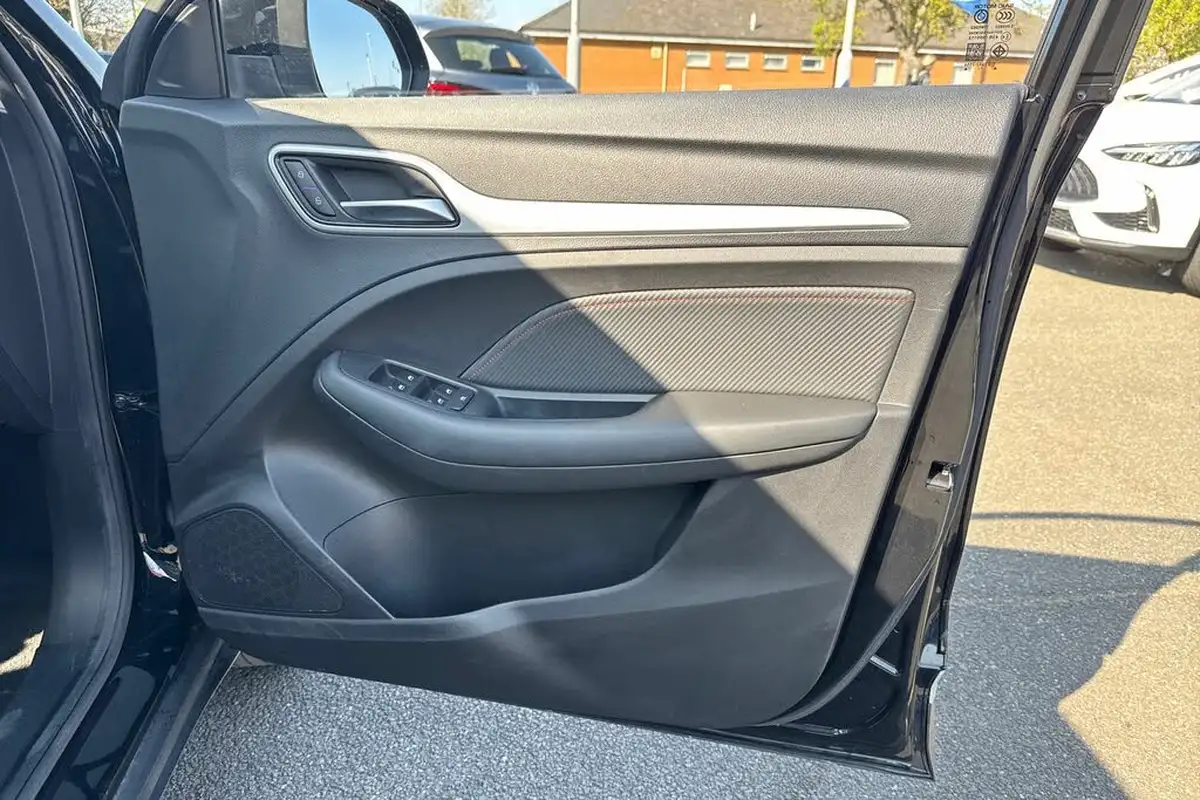 2023-mg-zs-suv-15-vti-tech-exclusive-big-20