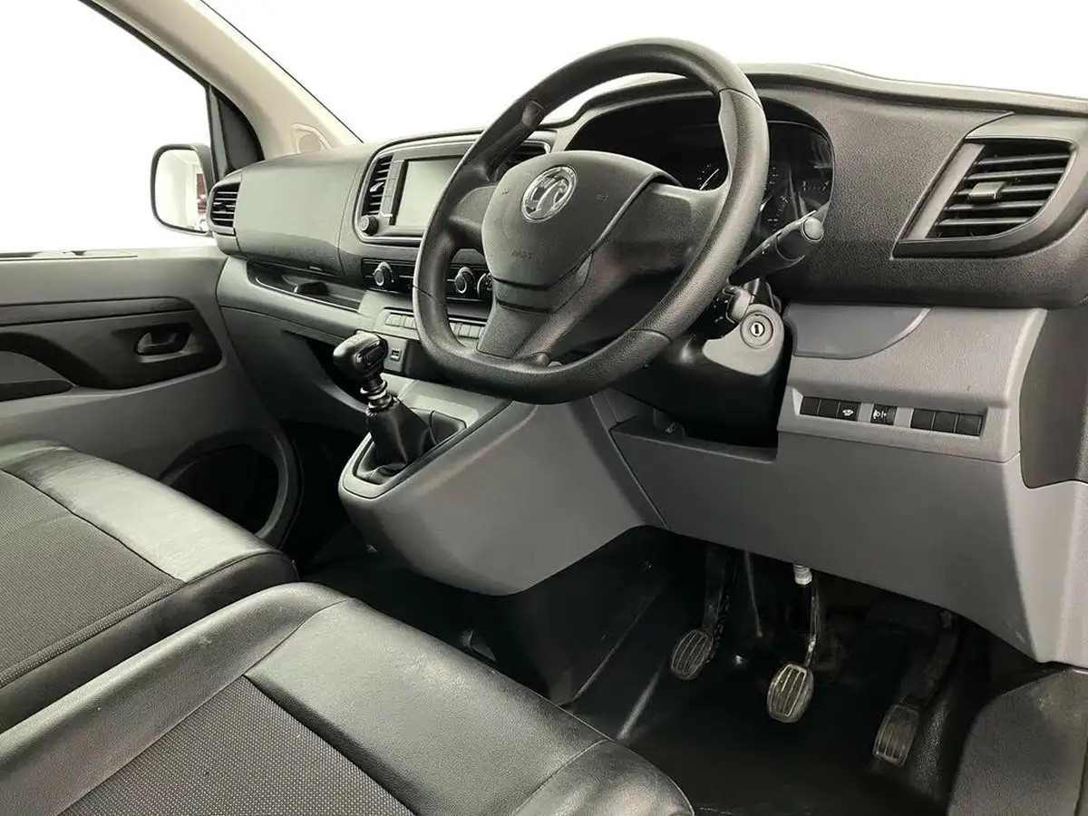 2021-vauxhall-vivaro-15td-2900-l2h1-dynamic-100pseu6dt-big-7